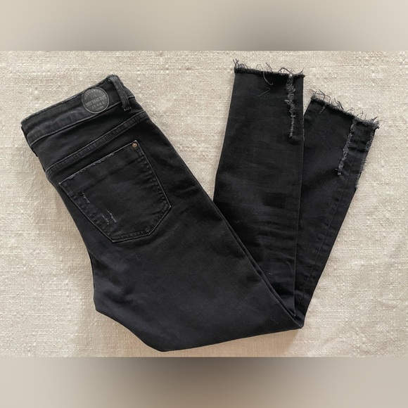 Zara Jeans - Picture 3 of 5